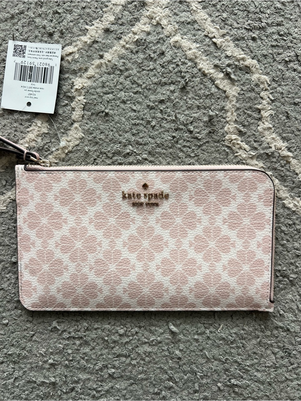NWT Kate Spade Pink Wristlet Clutch - Picture 2 of 5